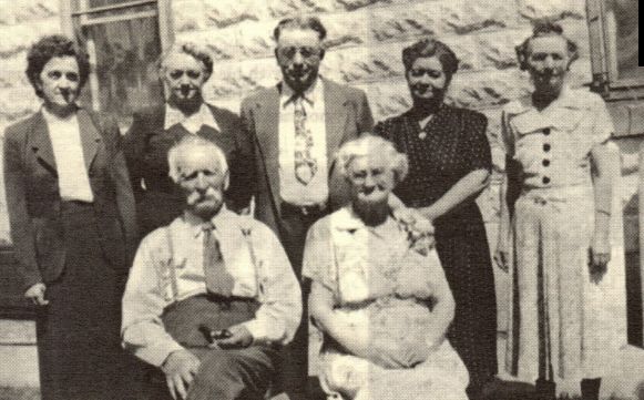 Boyce Family, 1950. Back Row - Florence Weise, Jennie V. Wright, Clarence 'Bill' Boyce, Ida Ellison, Elsie Ellison. Front - John and Jenette.