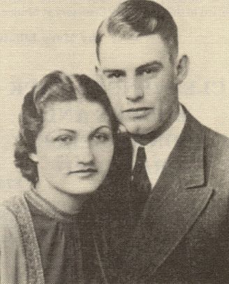 Doris (Marshall) ane Harry Coble. Wedding, September 1, 1937.
