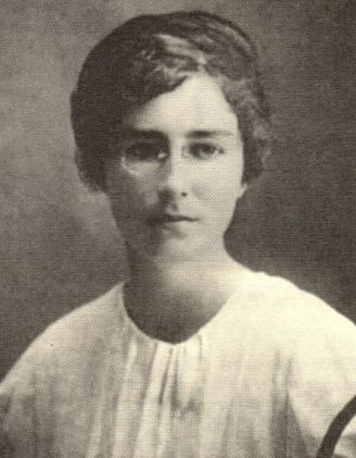 Maude (Comstock) Bassett