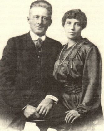 Walter S. and Mable (Henry) Crain - wedding picture, April 12, 1917.