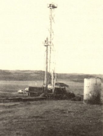 Ranch R/M Oil Well on W.R. Machlan's 1952